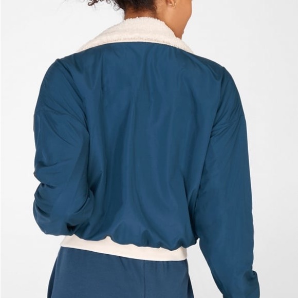 FABLETICS reversible blue and cream Sherpa jacket size Large - Picture 2 of 10